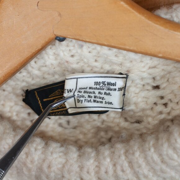 Vintage 80s Eddie Bauer 100% Wool Cable Knit Fisherman Sweater - Women's SM - Picture 5 of 7